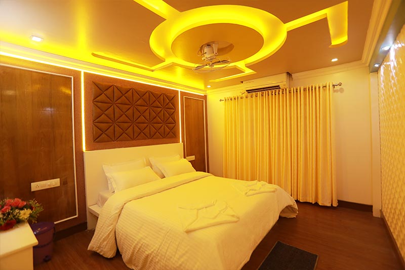 Samudra Royal Premium Houseboats