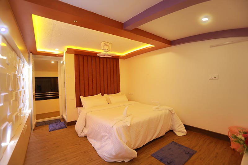 Samudra Royal Premium Houseboats