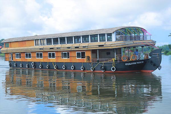 Alleppey Houseboat